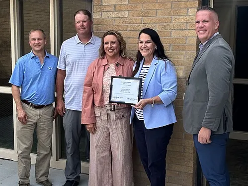 Briarwood staff accept award